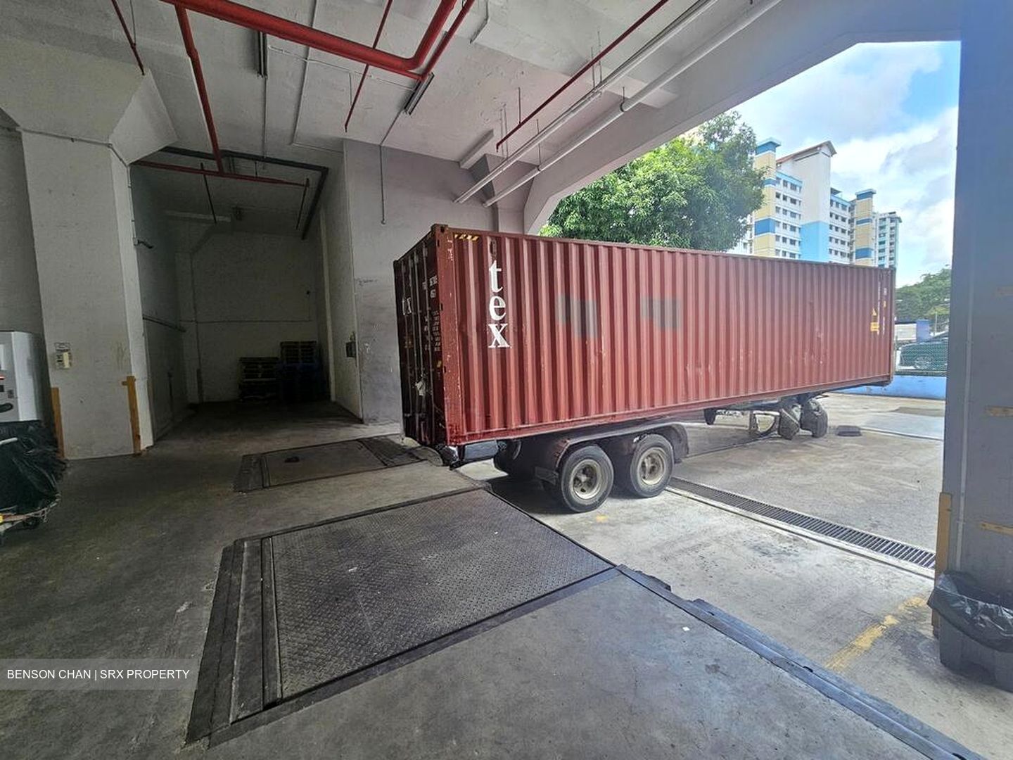Trivex (D13), Warehouse #498874871